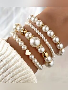 Elegant Pearl Bracelet Stack Set ✨🤍